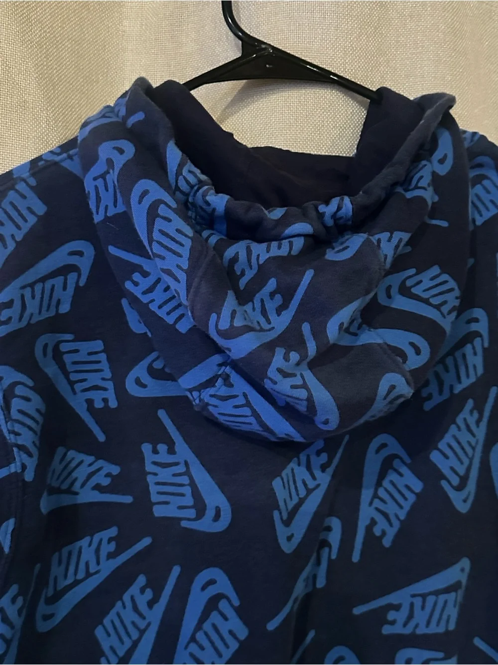 Nike pullover hoodie